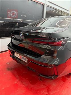 بي ام دبليو الفئة 7